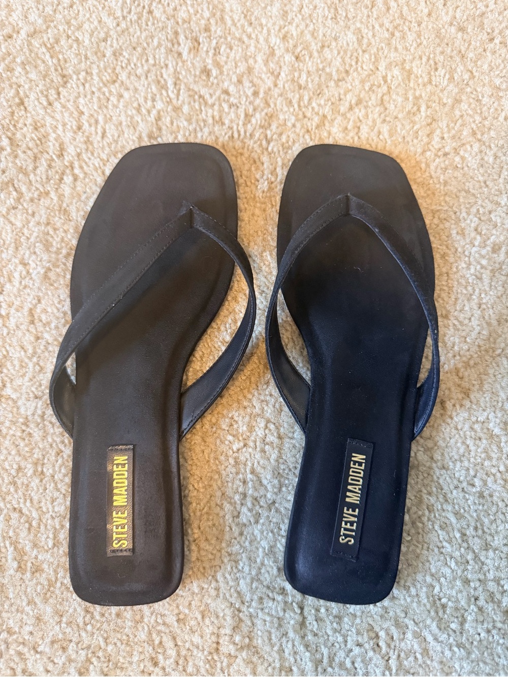 Steve Madden La Trella  Black Square-Toe Flip Flop Sandals